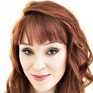 Ruth Connell net worth