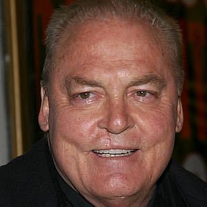 stacy keach worth cast actor age money crew celebsmoney old tv wealth comes being much source