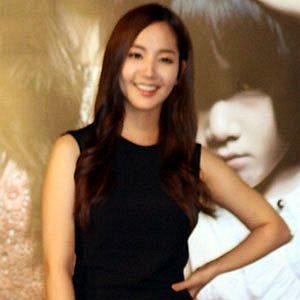Park Min-young net worth