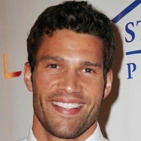 Aaron O'Connell net worth