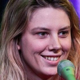 Ellie Rowsell net worth